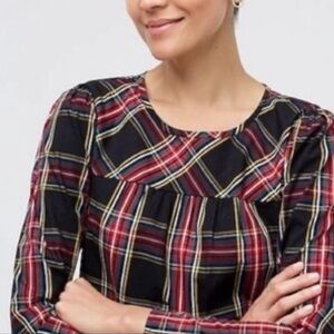 Gorgeous j crew plaid top. Front slightly pleated. Size XXS. NWOT